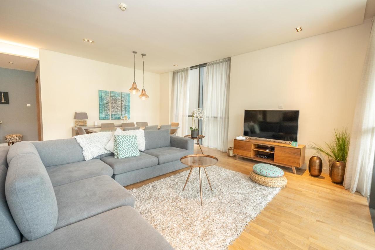 Fam Living - City Walk - Urban Staycations Дубай Екстериор снимка